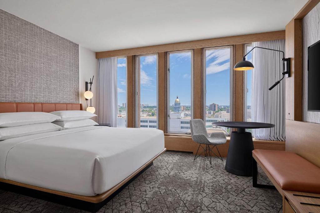Sheraton Denver Downtown Hotel
