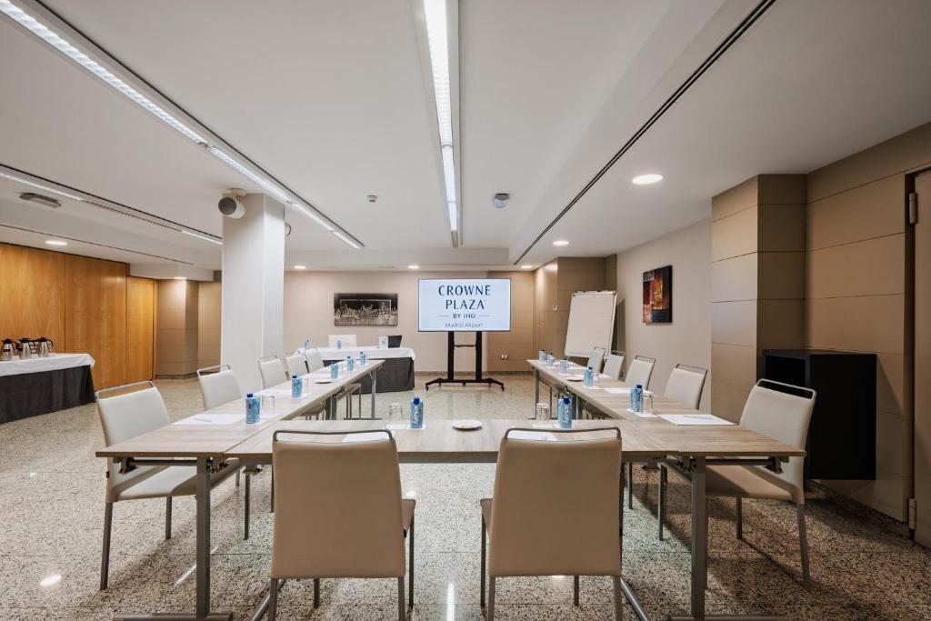 Crowne Plaza Madrid Airport by IHG