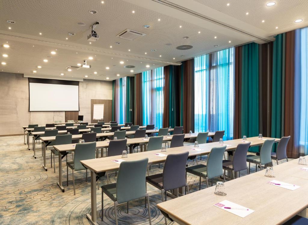 Hyatt Place Toronto / Brampton