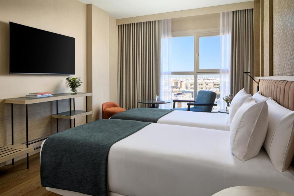 Hotel NH Valencia Center