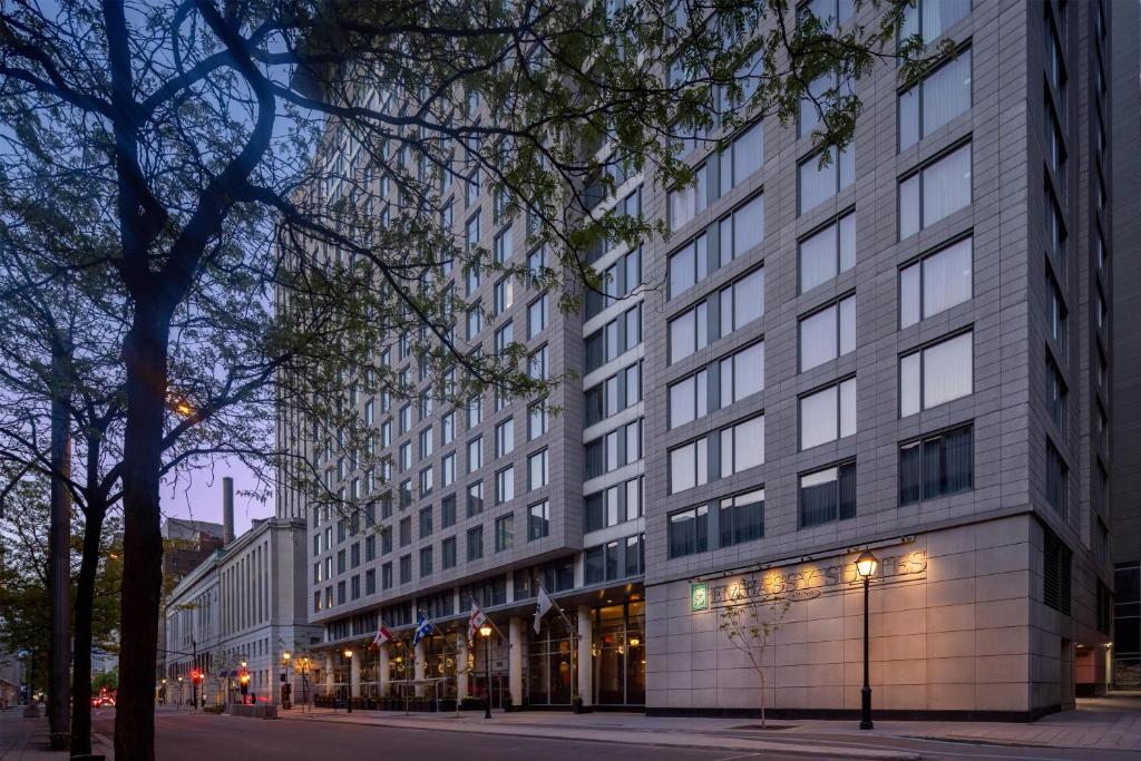 Embassy Suites by Hilton Montreal