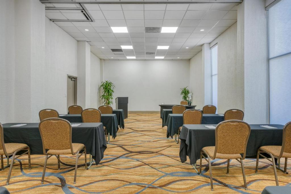 Best Western Orlando Gateway Hotel