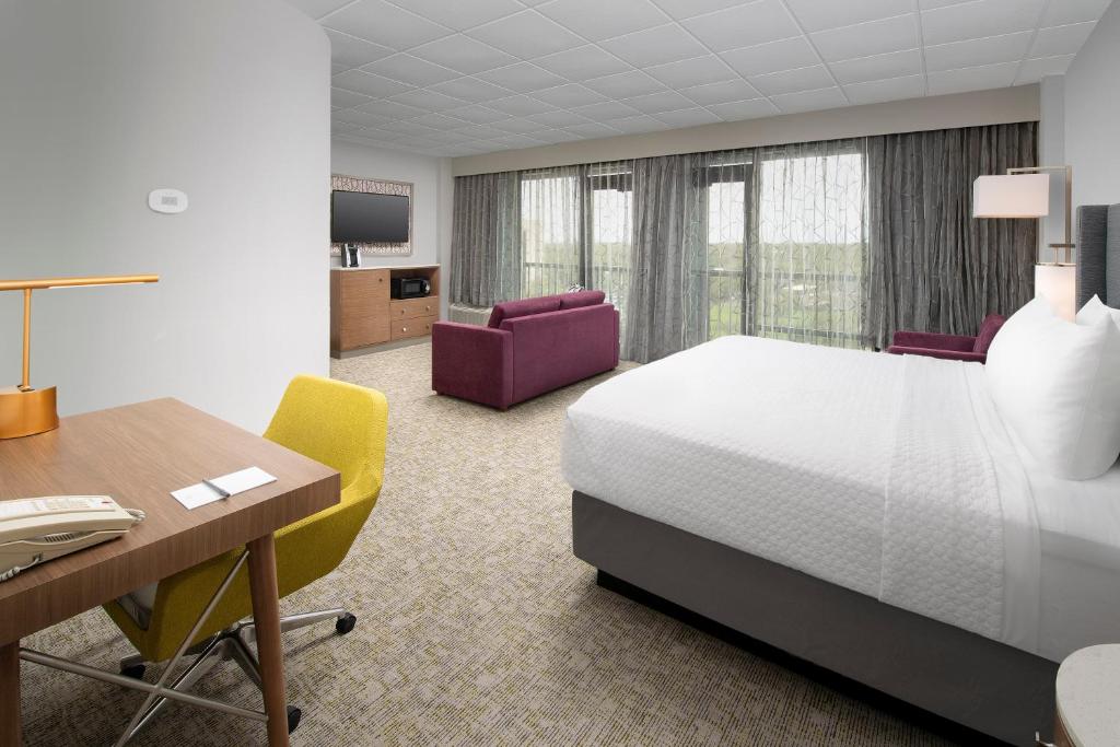Crowne Plaza San Antonio Airport by IHG