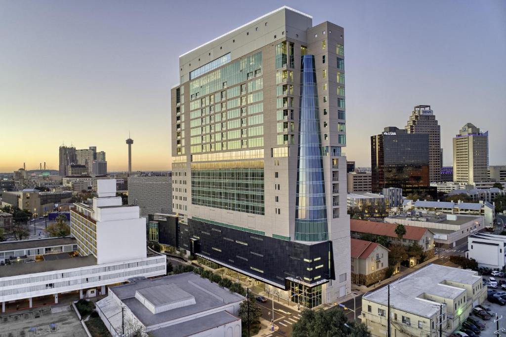 Thompson San Antonio – Riverwalk, by Hyatt