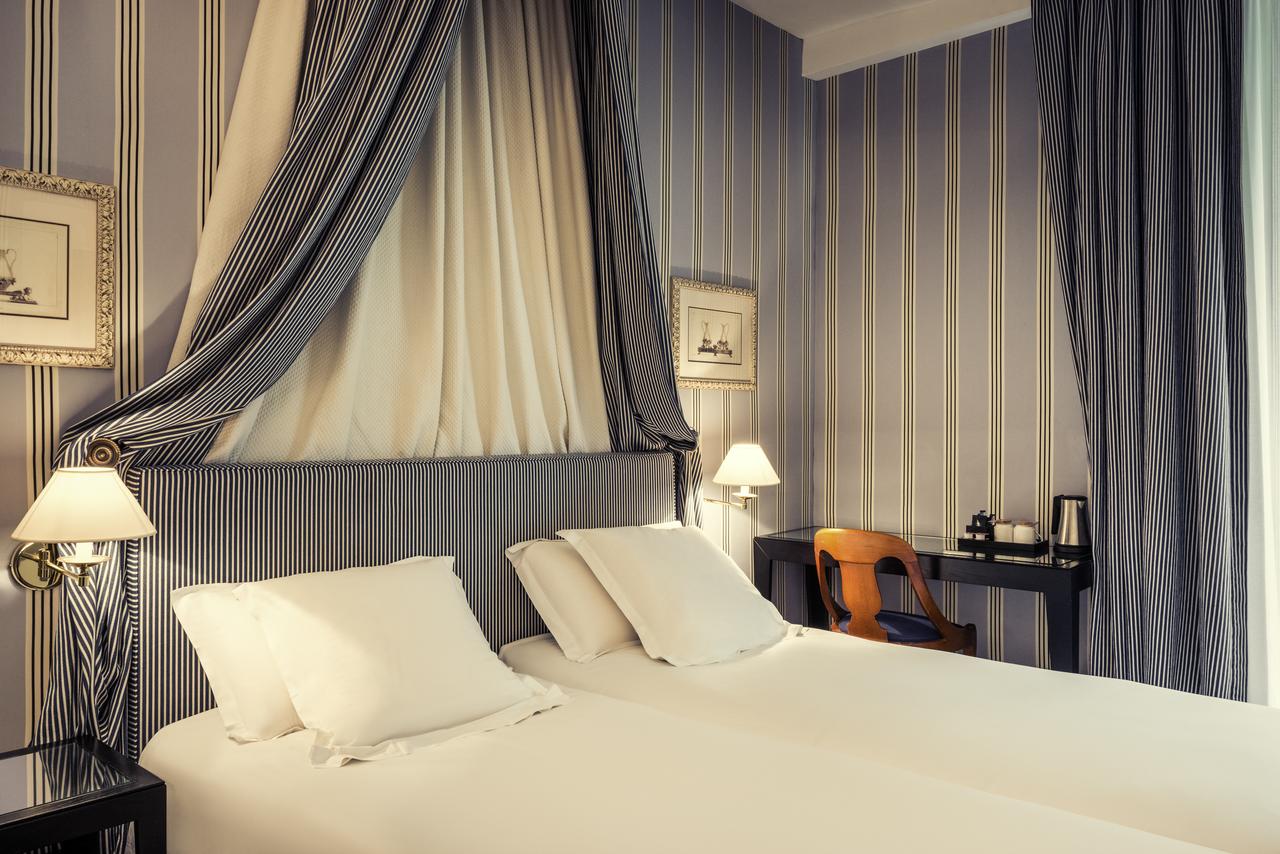 Hotel Mercure Paris Champs Elysées