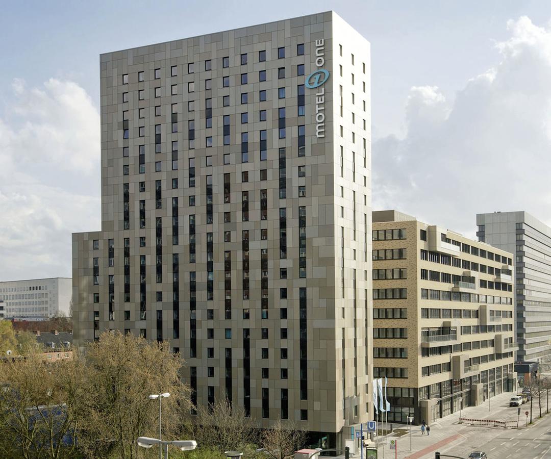 Hotel Motel One Hamburg-Alster
