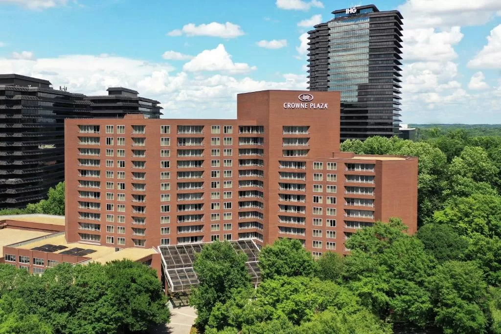Crowne Plaza Atlanta Perimeter at Ravinia, an IHG Hotel