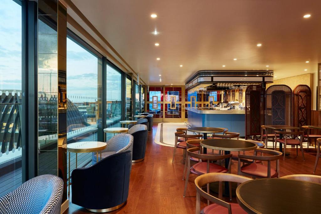 Hotel Indigo London - 1 Leicester Square by IHG