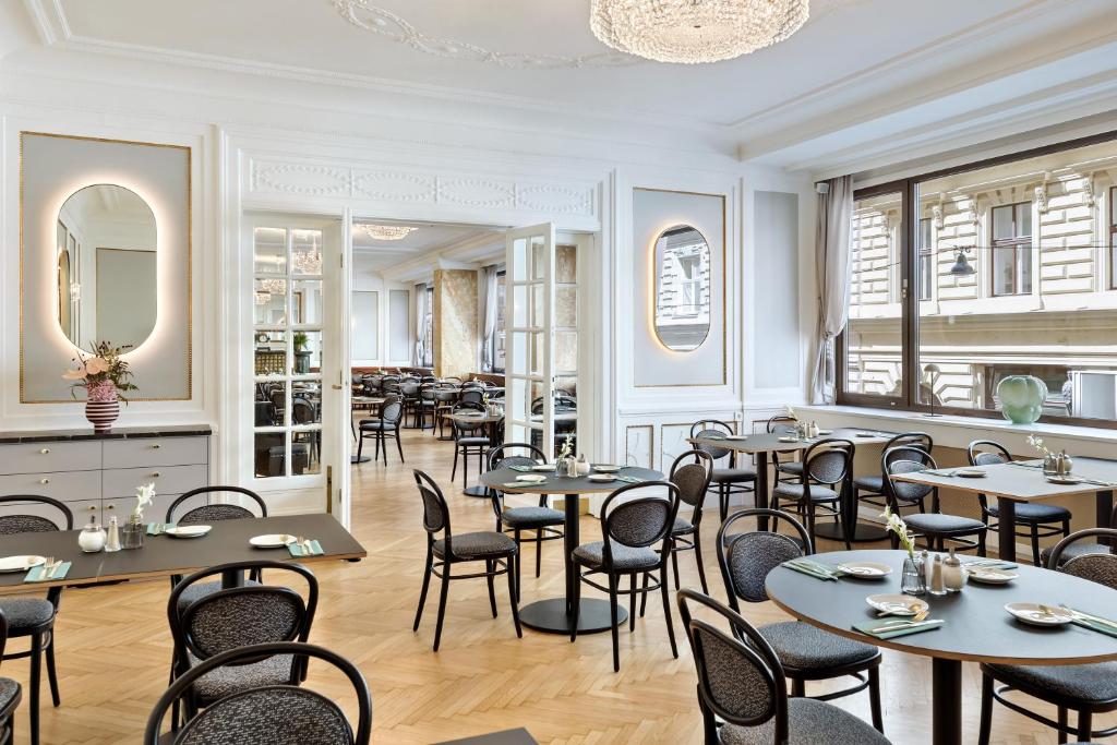 Hotel Astoria Vienna, Curio Collection by Hilton