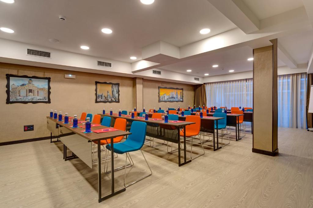 Hotel Indigo Madrid - Gran Via, an IHG Hotel